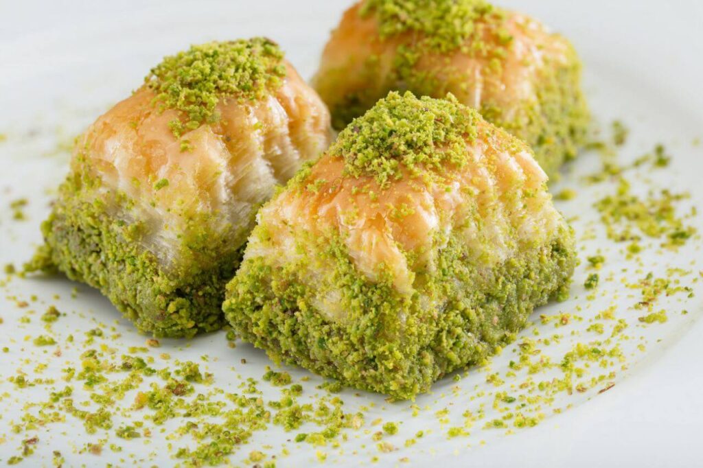 pistachios baklava