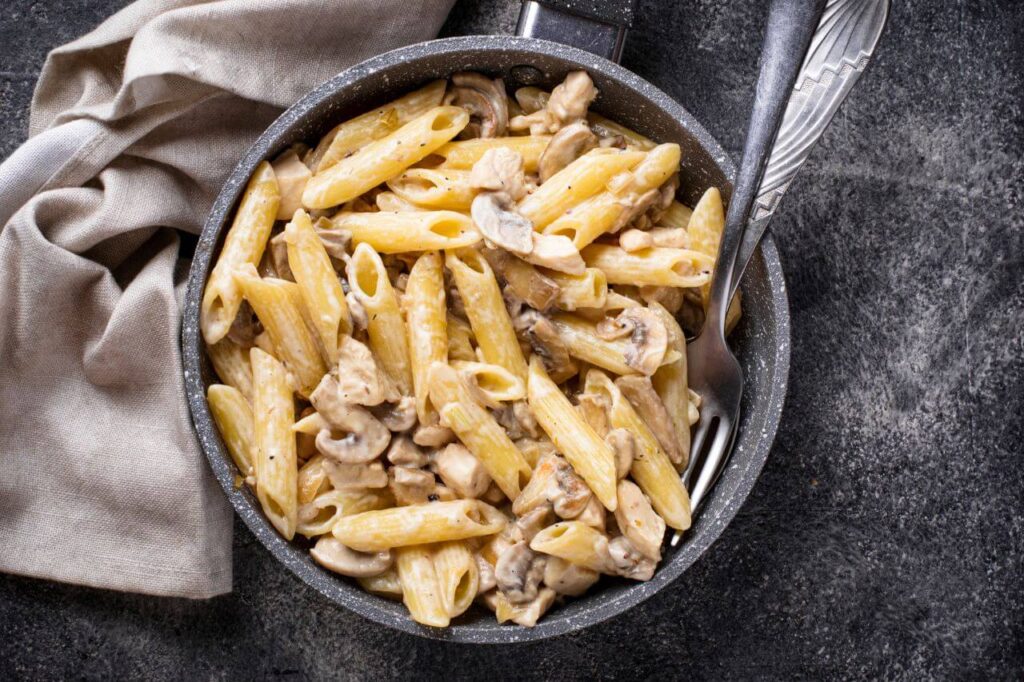 Creamy Vegan Mushroom Pasta – Easy Dairy-Free Dinner
